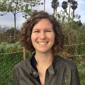 Meet your Posher, Alexi